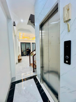 bán gấp nhà đẹp mới xây thang máy 60m trung văn, tố hữu chuyển trường cho con, hời như chung cư