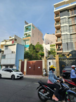 bán biệt thự mt nguyễn kiệm p9 phú nhuận 9.8 x 26 trệt 2 lầu giá 61.5 tỷ