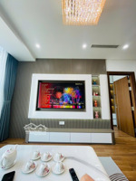 chính chủ bán căn 2 ngủ 73 m2 tại the legend tower tòa a ban công đông nam, full nội thất , sổ đỏ.