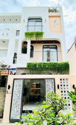 xoay vốn bán nhà 73,4m2 giá 4tỷ3 đường hoa lan - phú nhuận. thuê 22tr. gần bv đa khoa hoàn mỹ sg