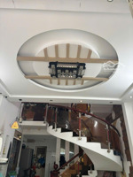 hót ! cân ban trươc tết nhà 4 tầng đươg bàu hạc - thanh khê tpđn- gôm 4pn- 4tl- gia chi 7t2