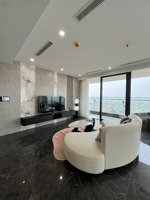 cho thuê căn hộ 3 ngủ đầy đủ đồ đạc tiện nghi, view đẹp thoáng.