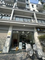 cho thuê tầng 1 shophouse diện tích 75m2 mặt tiền 5m làm cửa hàng kinh doanh, văn phòng