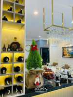 bán 3pn sổ sẵn - nhà đẹp - có ô xe - view trực diện hồ bơi - thoáng mát - saigon south residences