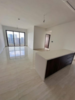 căn hộ 2pn nội thất cơ bản infiniti q7 giá thuê 20tr, view hồ bơi resort, miễn 6 tháng phí quản lý