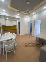 quận 10 cc ngô gia tự thang máy shr giá 3,6tỷ.