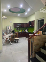 bán nhà đẹp 1tret2lầu 1 tum kdc cao cấp gần chung cư mt eastmark city giá tốt nhất khu vực hàng kín