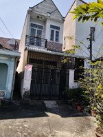 bán nhà kiên cố gần ngã tư hóc môn.