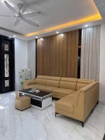 chính chủ cho thuê nguyên căn vinhome marina