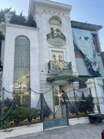 bán biệt thự kđt thành phố giao lưu, dt 235 m2, thang máy, 2 mặt phố, nở hậu, ở và kinh doanh