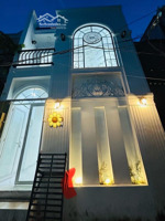 bán nhà sổ hồng riêng quận 7 chỉ còn duy nhất một căn ngang 5m dài 11m chỉ 5ty5 bán trước tết