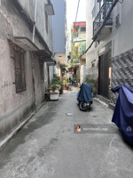 bán nhà phân lô phố tân mai , oto đỗ cổng 35 m -5 t-mt rộng - 2 thoáng -sdcc nở hậu chỉ 9,95 tỷ ctl