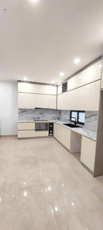 bán nhà lô góc mới xây,thang máy full nt xịn xò ở la khê,ô tô đỗ cửa.gía 11.8tỷ có tl