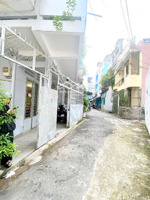 bán nr 56m2 2 tầng 3pn nhỉnh 5 tỷ