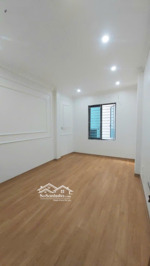 chủ nhà chuyển liền kề nên cần bán gấp căn nhà ở đa sỹ,hđ.ô tô đỗ gần.giá 6.5tỷ có tl