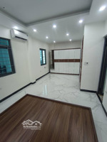 duy nhất căn nhà mua 1 được 2-vừa ở vừa thu tiền-nhà 5 tầng- gần 4 trường đh-dòng tiền ~10tr/tháng