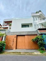 bán nhà mt nguyễn bá huân, p.thảo điền, q2 dt:7.5m x 27m. cn 205m2 - 4 tầng + có hồ bơi giá 37 tỷ