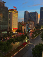 cho thuê nhà mặt phố liễu giai ba đình lô góc 100m2 x 4 tầng, mt 8m - mới full kính