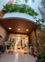 cho thuê nhà 3 tầng mới xây: nguyễn quang diêu - 3pn - 3wc - sân ô tô