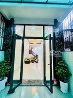 bán căn góc hiếm trung tâm cầu giấy - nhà đẹp dt 47m2 chỉ với 11.5 tỷ