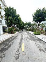 đất phân lô, vỉa hè rộng, đi chung đường kđt lideco 67,3m2 mặt tiền 4,83m. lh: 