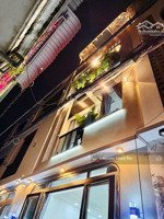 nhà mới phú nhuận, phan xích long, nhà 5 phòng ngủ full đồ, xe hơi đỗ cửa