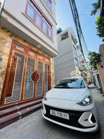 sài đồng. bán nhà 4 tầng. lô góc. dt 50m. mt 4,2m. ô tô. giá 10 tỷ. nhà phân lô - ô tô đỗ cửa - l