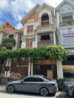 bán căn nhà ngay an dương vương tự dt: 8x20m cn 150m2 4 tầng thang máy giá bán 32.8 tỷ thương lượng