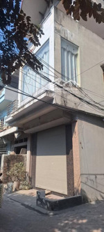 hàng hiếm cổ loa lô góc nhà 3 tầng chỉ sơn lại là ở + diện tích 62m, đất ở 100%..
+ nhà dâ
