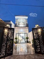 bán nhà mặt tiền đường phùng há, trung an, tp. mỹ tho