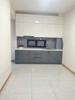 cho thuê căn hộ era town đức khải quận 7, 50m2, trang bị máy nước nóng, điều hòa. chỉ 7tr/tháng.