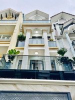 cô hoa bán ra đi định cư nhà nguyễn thị minh khai, quận 1, 75,7m2/4 tỷ 200 hẻm xe hơi có sổ sẵn