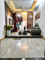 bán nhà trung liệt đống đa 39m2 5 tầng ngõ thông gần phố gần oto 3 thoáng 5 ngủ ở ngay 8.35 tỷ