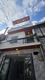 từ 4.150 giảm thêm gần 200tr nhà hẻm 2/ lê đình cẩn . dt 4x8 đúc 1 trệt 2 lầu