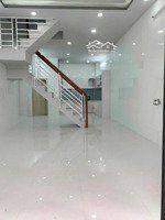 chính chủ bán 50m2 2 tầng đinh tiên hoàng-bt cạnh cầu bông quận 1 chỉ 6,95 tỷ