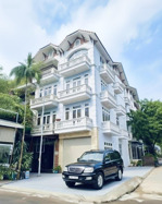 em trai chính chủ gửi lô góc vạn phúc trước tết kinh doanh dt 55 m , mặt tiền 14 m . giá 22 ty