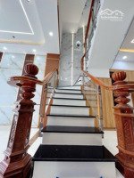 bán gấp nhà 1 xẹc nguyễn duy trinh 72m2 2 tầng 3pn giá 4.5 tỷ