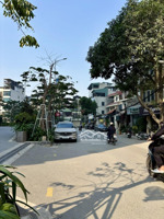 mặt ngõ thông mai động 5 tầng 61,2m2- kinh doanh dòng tiền 600tr/năm-view chung cư feliz homes