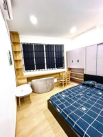 căn hộ 2 phòng ngủ 50m2 giá 8tr đối diện sân bay, full nội thất, máy giặt, mấy sấy