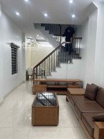 nhà đẹp 4t khu tđc quỳnh đô dt :42m2 oto đỗ của giá 6.6 tỷ