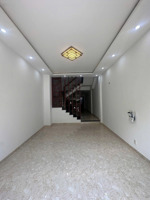 cho thuê nhà 4 tầng: đường hoàng tích trí - 4pn - 5wc