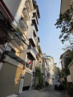 bán nhà phố nguyễn sơn , dt 55m2 * m tiền 5m * thiết kế 5 tầng lô góc , oto đỗ cửa , cho thuê 25tr