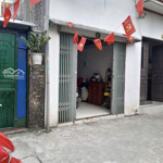 nhỉnh 3 tỷ có ngay 34m2 đất ở, hộ khẩu quận long biên, tặng nhà cấp 4 ở hay cho thuê dòng tiền