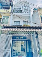 chính chủ bán nhà hùng vương-quận 5 giá 1tỷ850 64m2 sẵn nội thất, nhà mới dọn vào ở ngay / cho thuê