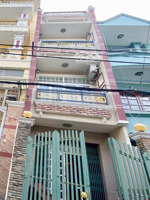 hẻm ôtô tránh nhau , nhà 2 mặt tiền hẻm hồng bàng q11, giáp q5 q6 sổ vuông a4 hoàn công đủ .