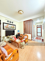 bán nhà dân xây thang máy mặt đường chùa hàng