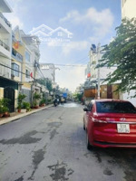 đất thổ cư gò vấp 240m2, đường xe hơi 7m thông, chỉ (66 triệu/m2), gần chợ xóm mới, bờ kè vàm thuật