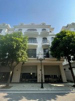 vin 2: em đang có căn shophouse sao biển giá rẻ cần bán: dt 67,5m2, giá bán 10 tỷ, sát cv và cc