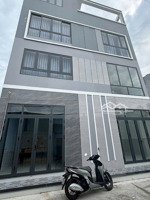 bán nhà mới full nội thất 1 trệt 2 lầu ô tô đậu trong nhà, đường 102 phường tăng nhơn phú a, shr