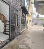 sát ngũ hiệp nhà mới 5 tầng ngõ rộng gần ô tô tránh